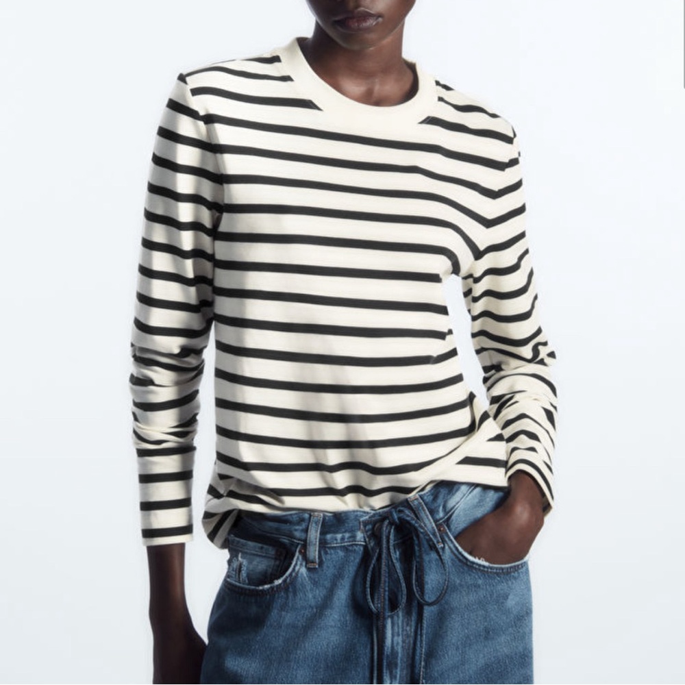 COS REGULAR-FIT HEAVYWEIGHT LONG-SLEEVED T-SHIRT